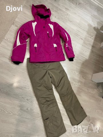 Ски екип S/M, снимка 2 - Зимни спортове - 39477942