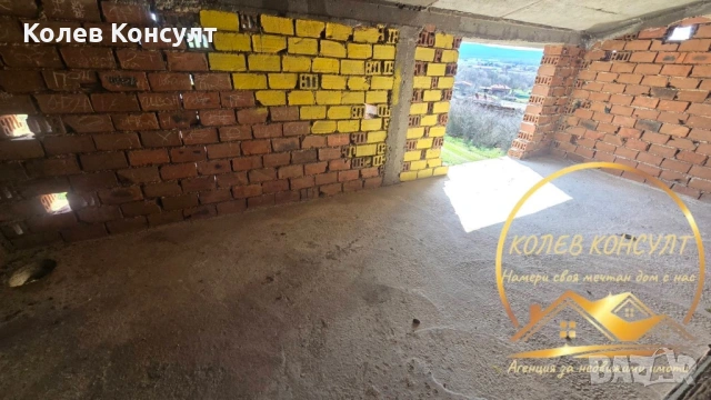 Къща в село Златополе , снимка 8 - Къщи - 53709660