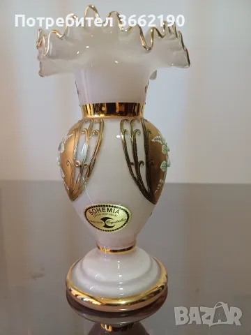 Вазичка от Бохемия
