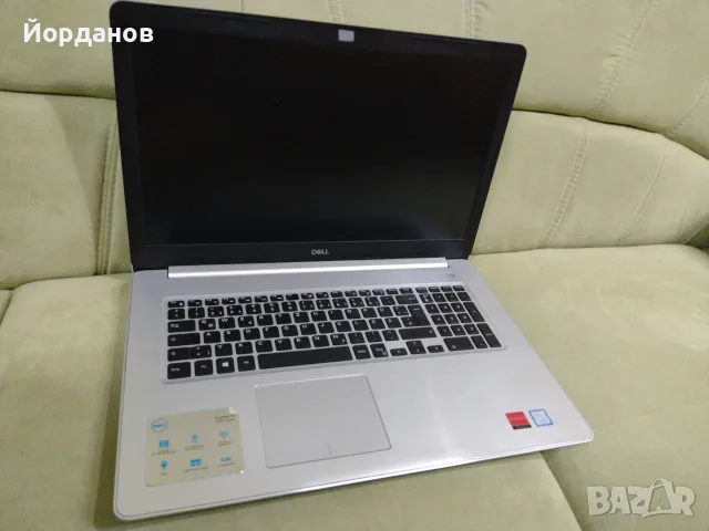 работещ Dell Inspiron 17 5000Series /Core i7-8550U/8gb.ram.цял за части, снимка 2 - Части за лаптопи - 56010572