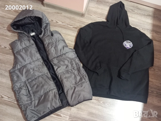 Лот Ватиран елек с качулка  и ватиран суичър 