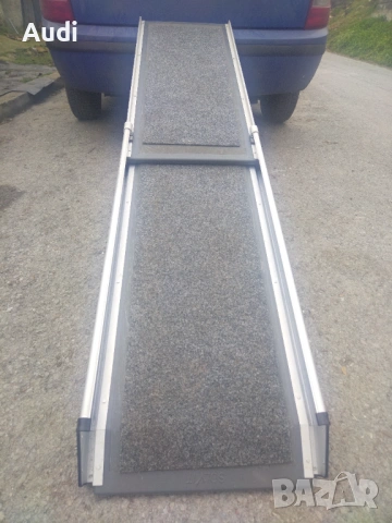 Сгъваема рампа за кучета и други големи домашни любимци ИДЕАЛНО ЗА СТАРИ ДОМАШНИ ДОМАШНИ ИЛИ ПРОБЛЕМ, снимка 13 - За кучета - 53665699