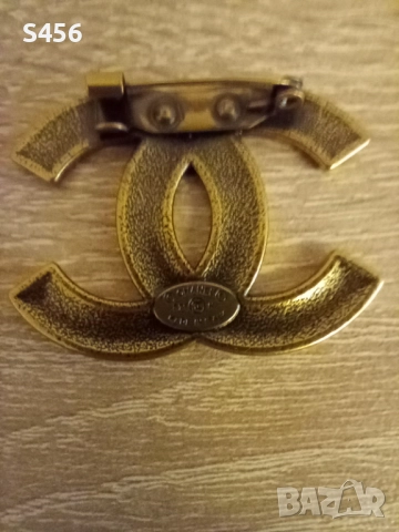  Cristian Dior, Gucci брошка,обеци Loewe,Chanel обеци, снимка 6 - Други - 50262631