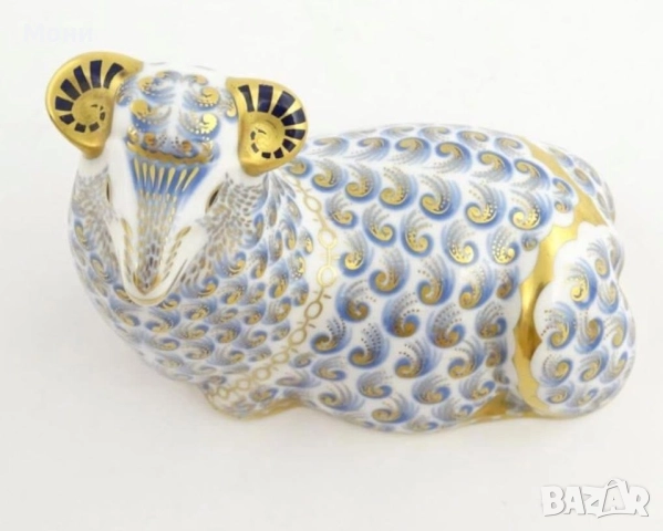 A Royal Crown Derby England  paperweight modelled as a ram/  Circa 1988 - великолепие в злато и крас, снимка 2 - Спортни екипи - 52670663