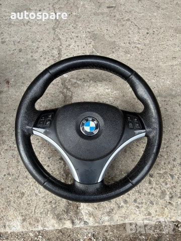 Спортен волан с айрбег BMW Е90 Е91 Е92 Е93 Е81 Е82 Е87 Е88. 