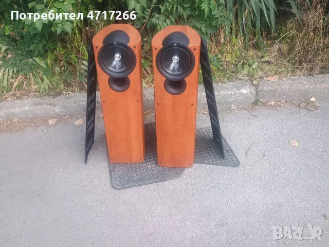 KEF Q3 Floorstanding Speakers