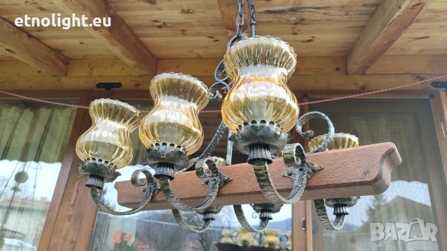 Красив полилей съчетание от дървена греда, ковано желязо и жълти стъкленици , снимка 8 - Полилеи - 53812724