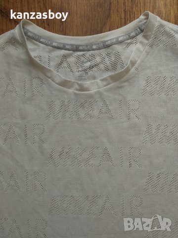 Nike Air Women's Running Top -УГОЛЕМЕНА дамска тениска като нова, снимка 7 - Тениски - 40981795