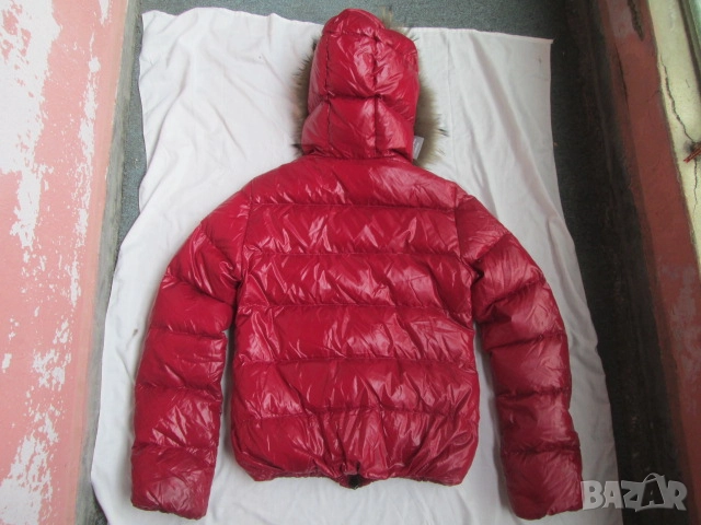 DUVETICA дамско марково червено пухено яке размер 42 (М)., снимка 9 - Якета - 51866830