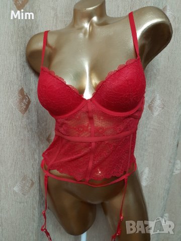 M  К-т Червен дантелен корсет с жартиери и полупрашка , снимка 7 - Корсети, бюстиета, топове - 41057488
