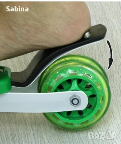 Детски скутер с възможност за регулиране на височината и светещи колелета, снимка 9 - Други - 50177116