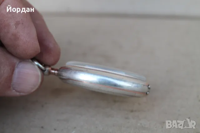 Рядък модел джобен часовник ''Omega'' Световно време, снимка 9 - Антикварни и старинни предмети - 47853819