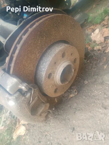 Ляв шенкел за Volvo s 60 Волво с 60  , снимка 2 - Части - 55828981