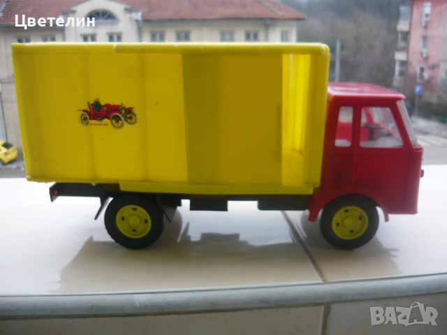 Детско камионче STAR фругон, за колекция, снимка 3 - Колекции - 52973665
