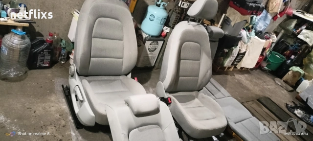 Продавам оригинален бежав салон Ауди а4 б8 2013г, снимка 8 - Аксесоари и консумативи - 53365459