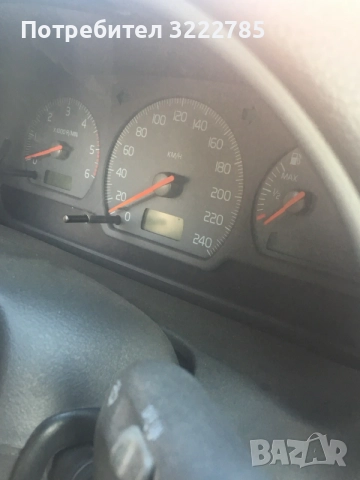 Продавам VOLVO V40 1.9 TDI 2002г. , снимка 6 - Части - 56041128