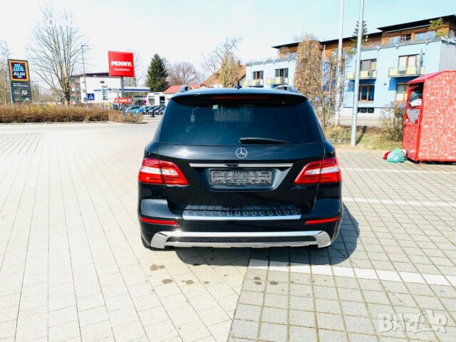 Mercedes-Benz M-Class ML 350 AMG, снимка 5 - Автомобили и джипове - 36146633