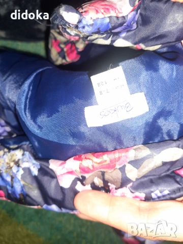 Елече на цветя , снимка 2 - Детски якета и елеци - 53693333