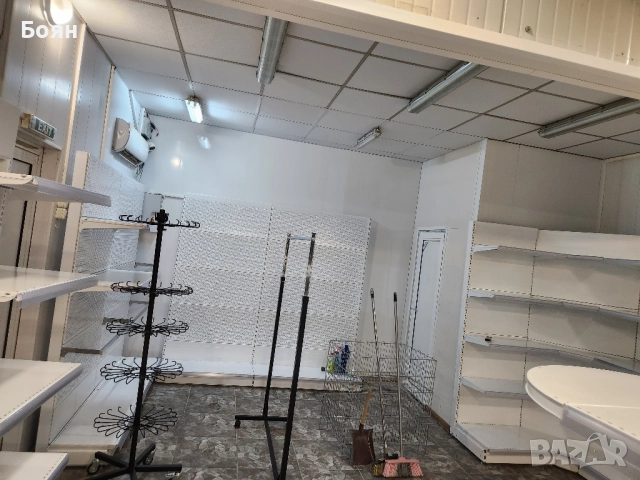 МАГАЗИН-ЦЕНТЪРА НА ГОРНА ОРЯХОВИЦА , снимка 5 - Магазини - 52281758