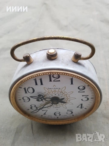 Часовник будилник Янтар