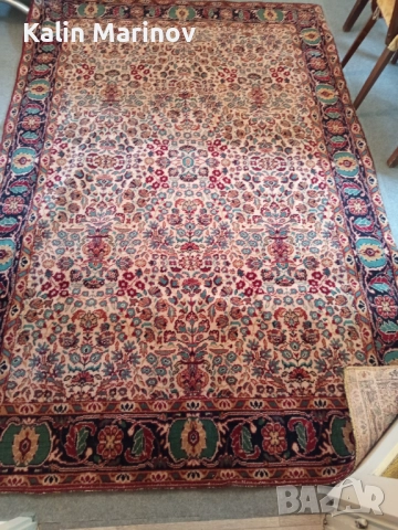 Неупотребяван килим тип персийски 