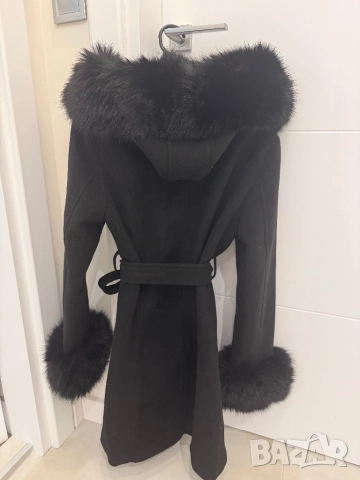 Чисто ново палто , снимка 2 - Палта, манта - 52484610