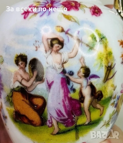 Ваза ръчно изрисувани със сцени от митологията и великолепни дрезденски цветя и букети Код P1634, снимка 3 - Декорация за дома - 52924710