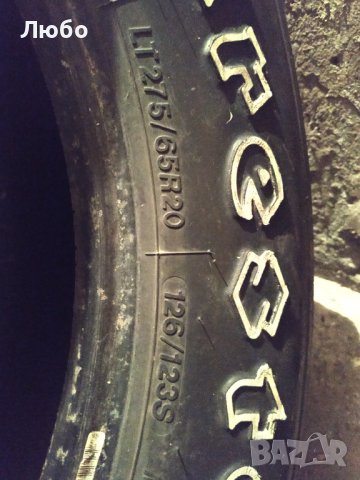 Продавам eдиничнa джиповa гумa 275/65 R 20