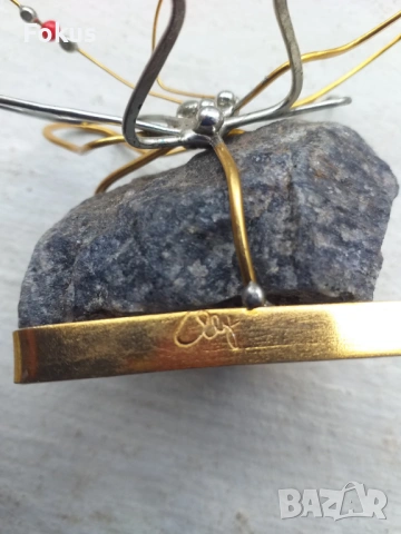 Пластика камък с подпис, снимка 3 - Антикварни и старинни предмети - 53503363