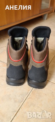 Дамски туристически боти, снимка 4 - Дамски боти - 34492908