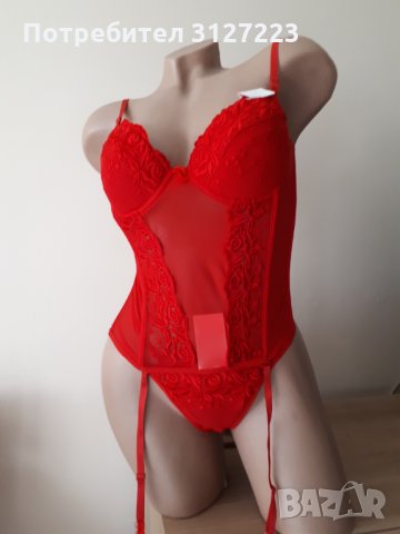 Нов корсет с жартиери и прашка в червено 