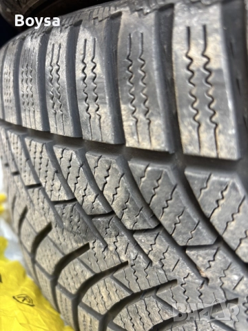 4бр Зимни гуми + джанти за Mercedes, снимка 4 - Гуми и джанти - 56103324