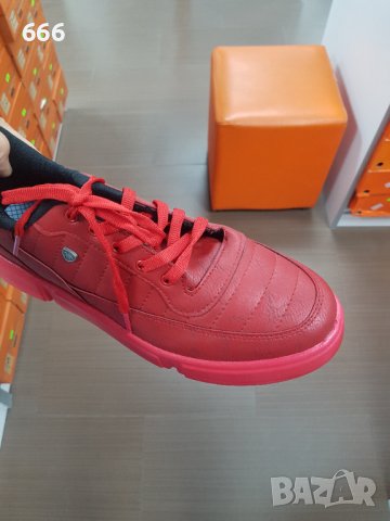 Обувки, снимка 2 - Ежедневни обувки - 42381983