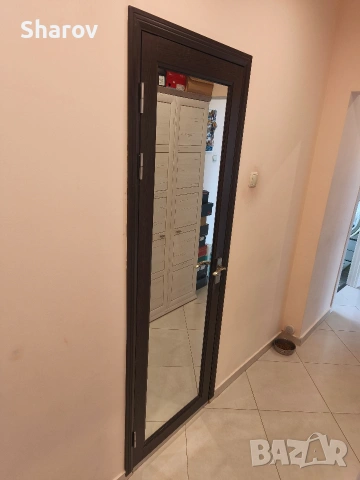 Алуминиева врата за баня