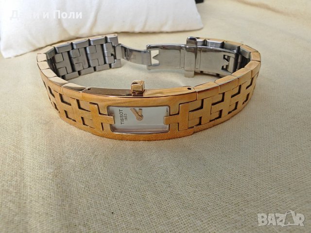 Дамски часовник Tissot колекция T-trend пълен комплект, снимка 7 - Дамски - 41675447