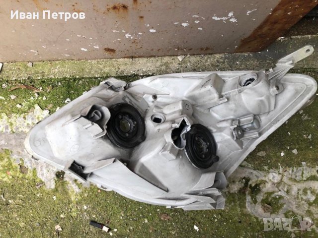Фар за Тойота Корола Версо/Toyota Corolla Verso 2004, снимка 3 - Части - 40789443