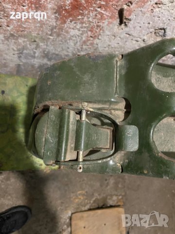 Метална туба за гориво 20 литрова , снимка 3 - Аксесоари и консумативи - 39967116