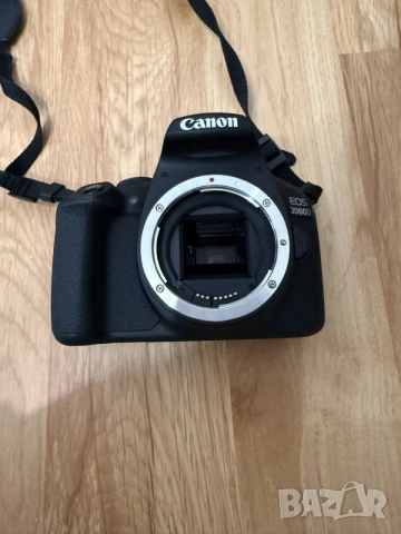 Canon EOS2000D професионален фотоапарат, снимка 4 - Фотоапарати - 56279478