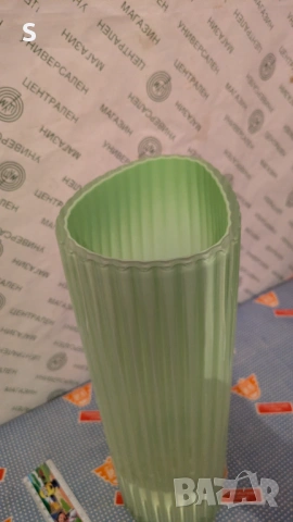 Стъклена ваза , снимка 4 - Вази - 53816886