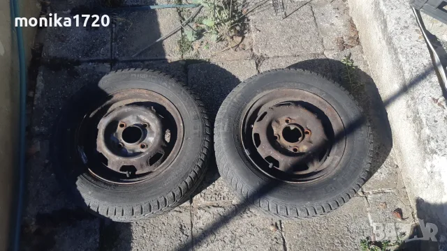 Две зимни гуми-175/70/13, снимка 2 - Гуми и джанти - 56021860