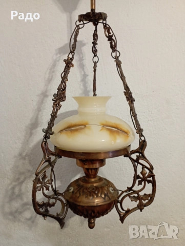 Старинен бароков полилей със стъклен абажур, снимка 2 - Полилеи - 51950189