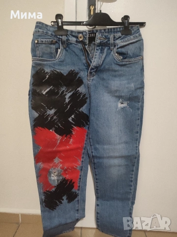 Дамски дънки с щампа