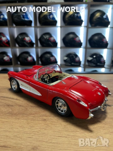 Метална колекционерски модел BBURAGO CHEVROLET CORVETTE 1957 1:18, снимка 3 - Колекции - 53295646