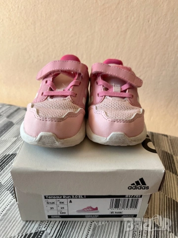 Детски маратонки Adidas, снимка 2 - Детски маратонки - 53661448