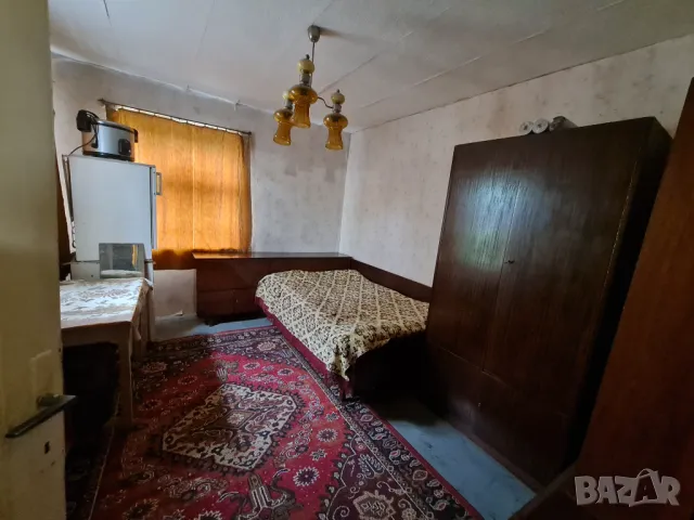 Продавам къща в кв. Бряг, снимка 15 - Къщи - 50384874