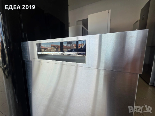 Съдомиялна за чадтично/полу вграждане Bosch, снимка 3 - Съдомиялни - 53683408