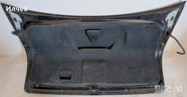 Заден капак и предно стъкло за Ауди А6 С5, снимка 2 - Части - 31237987