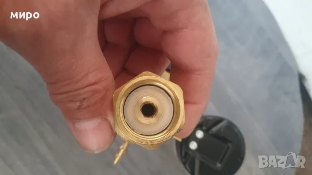 Редуцир вентил Мини WIKA Italy 🇮🇹 , снимка 8 - Други инструменти - 49585744