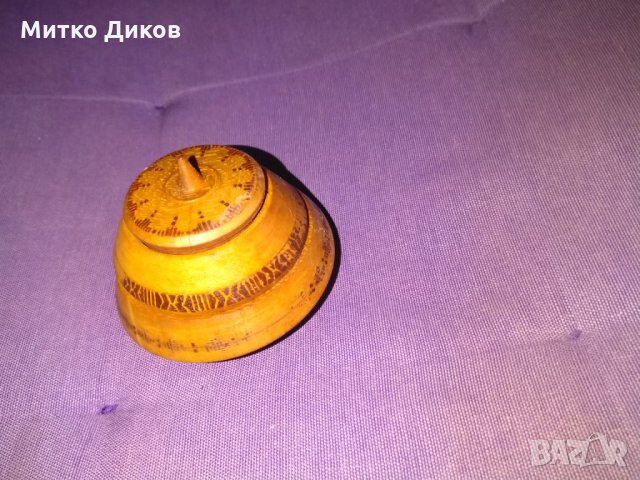 Малка дървена фигурка с капак за украса или друго нещо фи 70мм Н-50мм, снимка 2 - Декорация за дома - 34656408