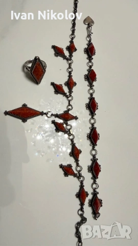 Сребърен комплект колие гривна и пръстен с корал Арт деко 46грама, снимка 5 - Колиета, медальони, синджири - 53686868